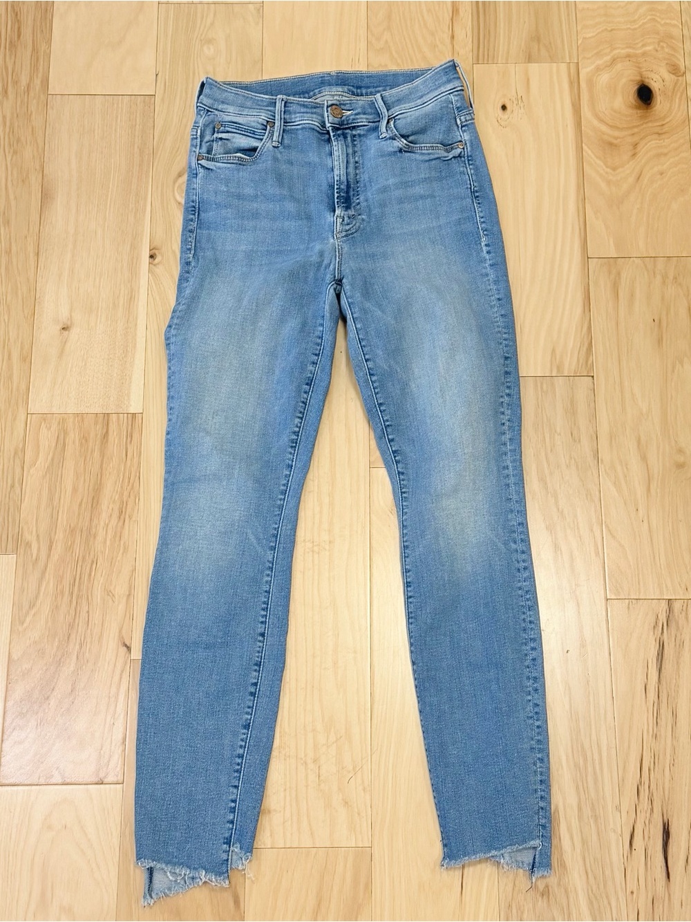 Mother Women’s The Stunner Two Step Fray Denim Jeans in Love For Sail